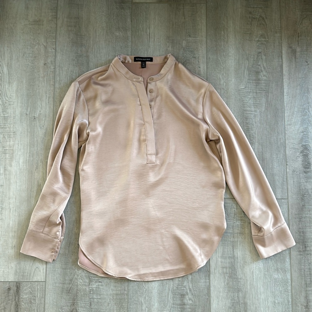 Banana Republic Taupe Blouse Petite XS EUC